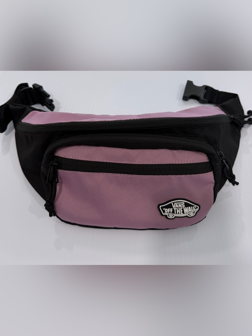 VANS Off the Wall Purple Pink Black Crossbody Belt Fanny Pack Y2K Bag NWOT